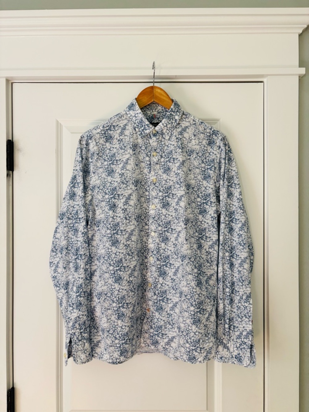 CINQUE Men's Blue Floral Button-Down Shirt Men’s Small